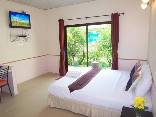 Phuket Airport Overnight Hotel Nai Yang-stranden Eksteriør billede